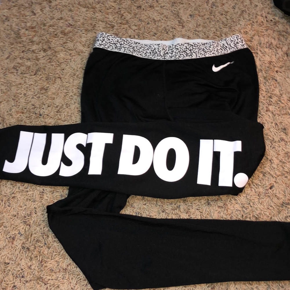 Nike just do it leggings in great condition!